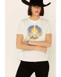 Wrangler Modern Women's Vintage Peace Sign Logo Graphic Tee  -Western Fashion 2000332477 103 P3