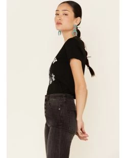 Bandit Brand Women's I Ain't Rich But Lord I'm Free Graphic Tee  -Western Fashion 2000341514 001 P4