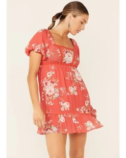 A Collective Story Women's Coral Floral Peasant Tiered Dress