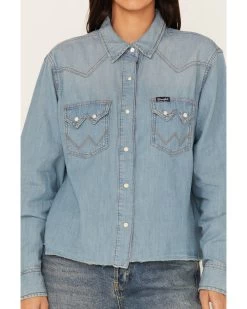 Wrangler Retro Women's Denim Frayed Long Sleeve Snap Western Shirt -Western Fashion 2000365302 400 P4