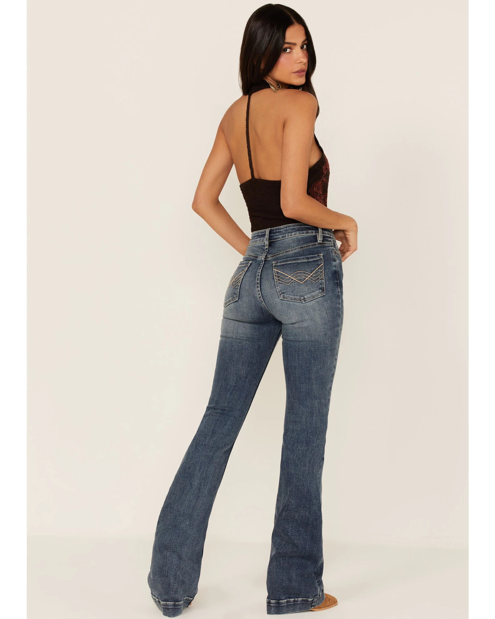 Idyllwind Women's Belmont Medium Wash High Risin' Seamed Front Sanding Bootcut Jeans 5 Idyllwind Women's Belmont Medium Wash High Risin' Seamed Front Sanding Bootcut Jeans - Image 3