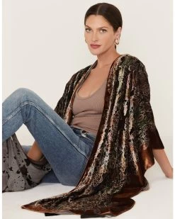 Shyanne Women's Floral Velvet Burnout Shawl 