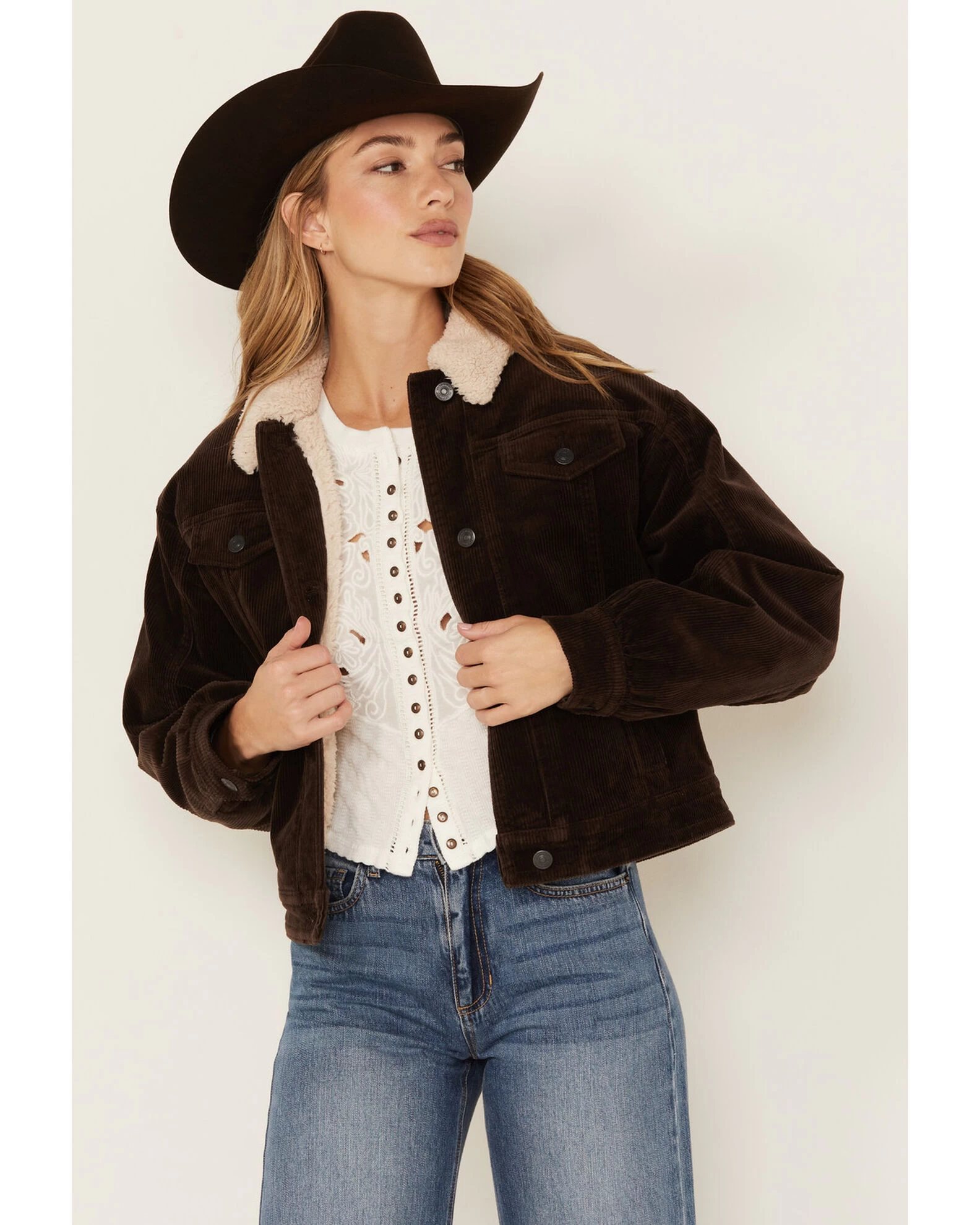 Cleo + Wolf Women's Corduroy Sherpa Trucker Jacket 4 Cleo + Wolf Women's Corduroy Sherpa Trucker Jacket - Image 2
