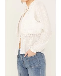 Shyanne Women's Tassel Decorated Cropped Vest 8 Shyanne Women's Tassel Decorated Cropped Vest -Western Fashion 2000386166 100 P3