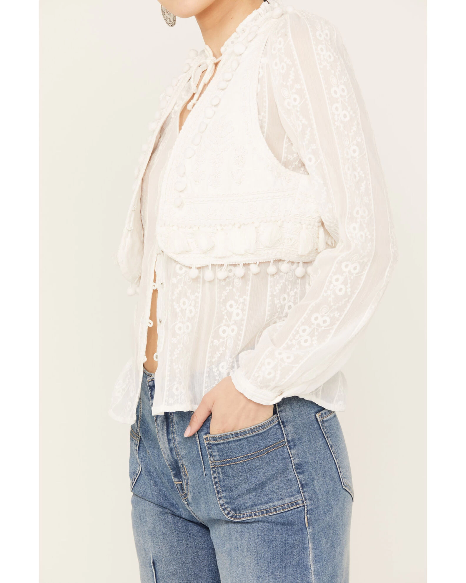 Shyanne Women's Tassel Decorated Cropped Vest 5 Shyanne Women's Tassel Decorated Cropped Vest - Image 3