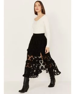 Shyanne Women's Diamond Embroidered Mesh Skirt