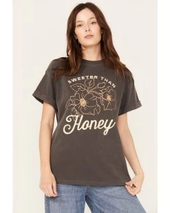 Girl Dangerous Women's Sweeter Than Honey Boyfriend Graphic Tee